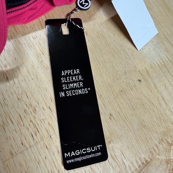 Magicsuit NWT Aubrey One Piece High Neck Coral Rose Pink Size 14 Soft Cup Bra - Picture 14 of 14